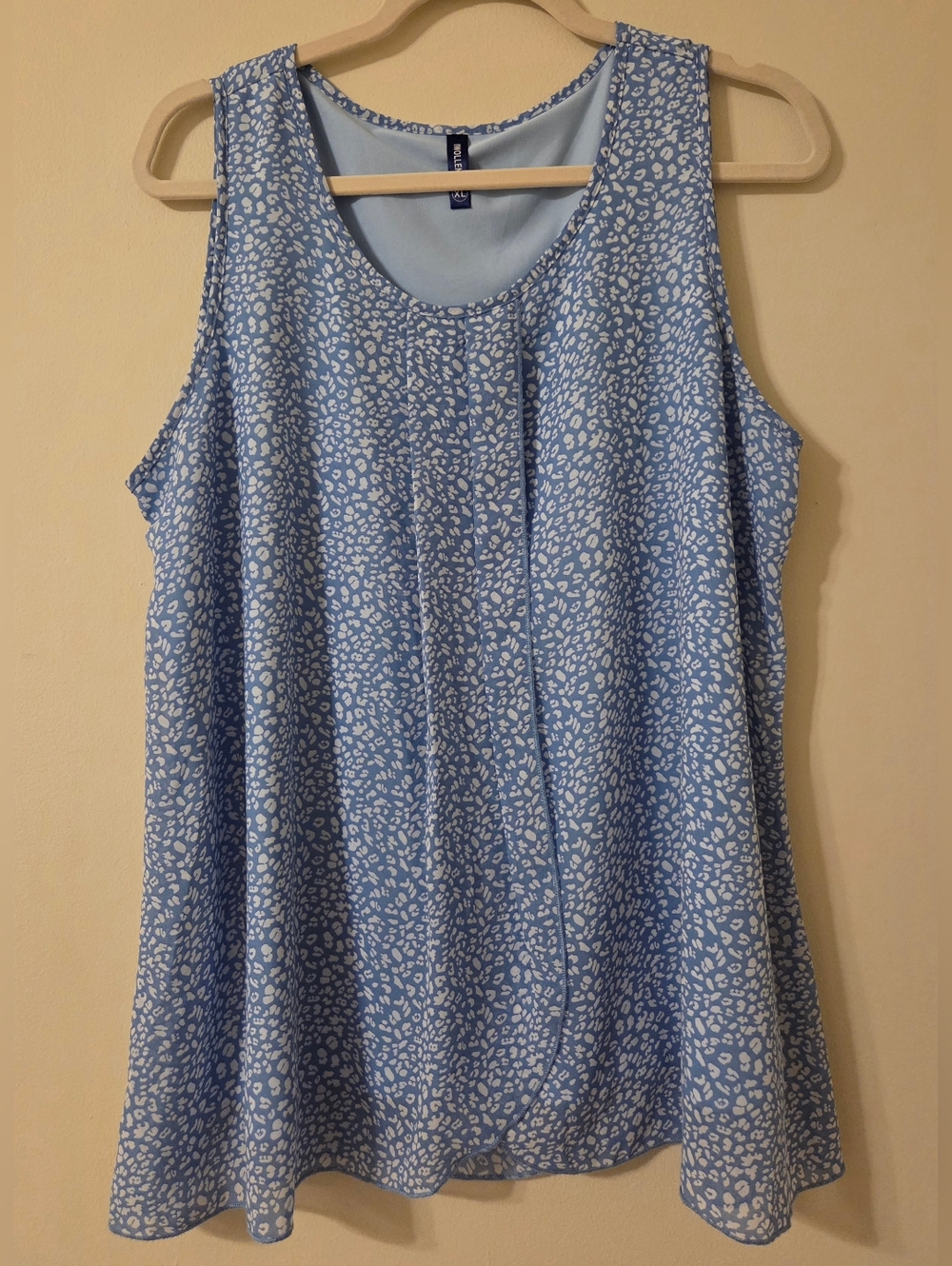 Sleeveless Light Blue Print Blouse